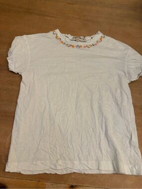 Barbour White Short Sleeve Tee with Floral Neck Embroidery